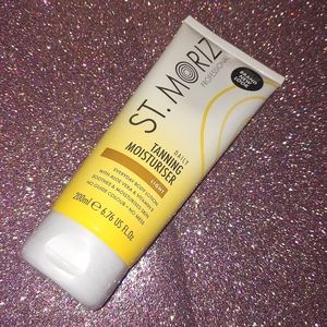 Daily Tanning Moisturizer Light Everyday Body Lotion St. Moriz Professional